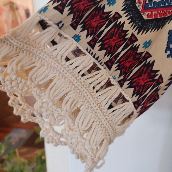 Umgee Crochet Kimono - Picture 10 of 11